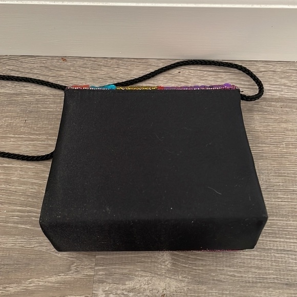 Multicolor Purse - Picture 4 of 6